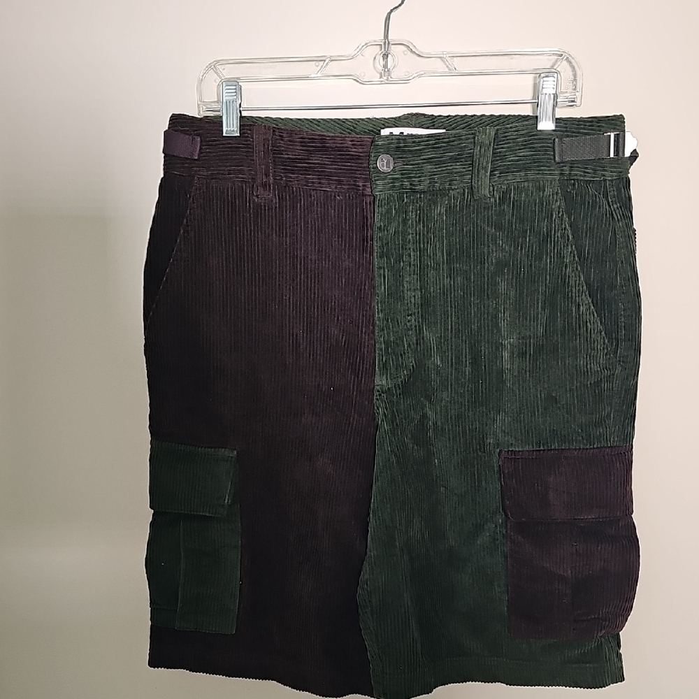 Two-Tone‎ Corduroy Cargo Mens Shorts By Monet Skatboards. Sz 30